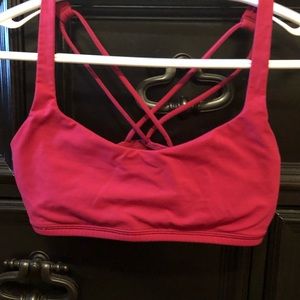 Lululemon 🍋 Red free to be , Red bra~ size 8